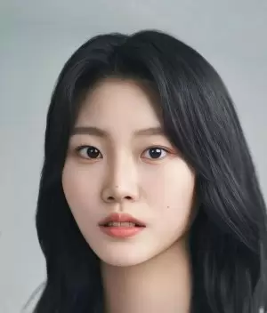 Hwang Ji A