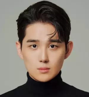Yoo Ha Sung