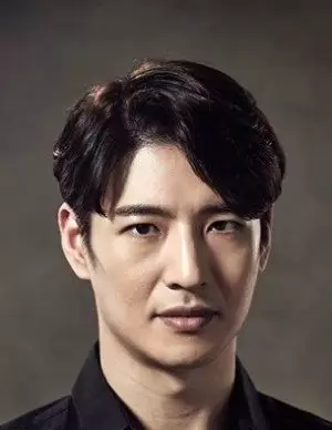 Son Ho Young