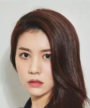 Yoo Joo Eun
