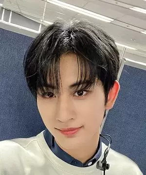 Song Hyung Seok