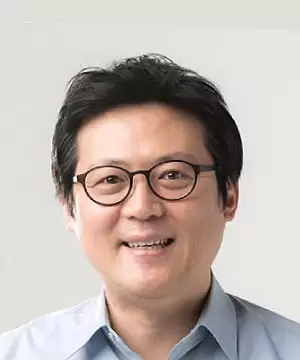 Kim Kyung Il