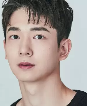 Lee Do Hwan