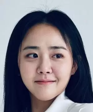 Moon Geun Young