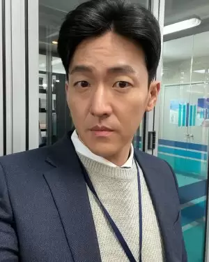 Yoon Young Il