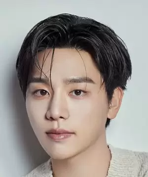 Kim Woo Seok