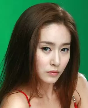 Ji Seo Yoon