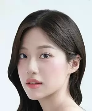 Lee Joo Young