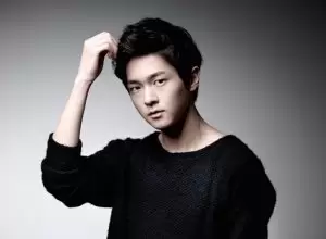 Lee Seung Ho 