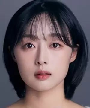 Kim Min Ji