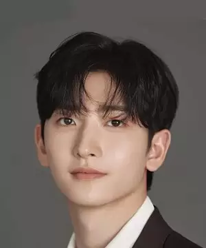 Hong Eun Ki