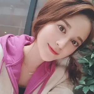 Lee Yoo Joo