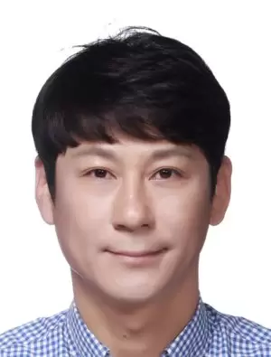 Song Seung Yong