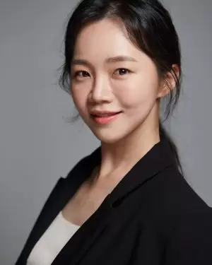 Son Young Hee