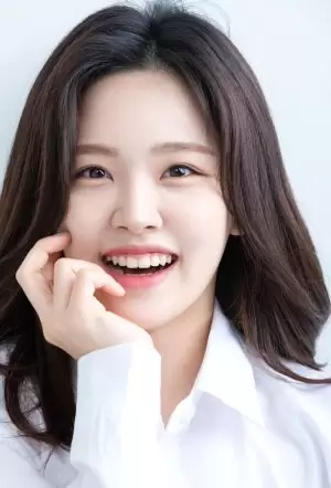 Ji So Young