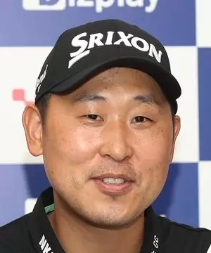 Yoon Suk Min