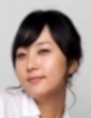 Shin Na Ri