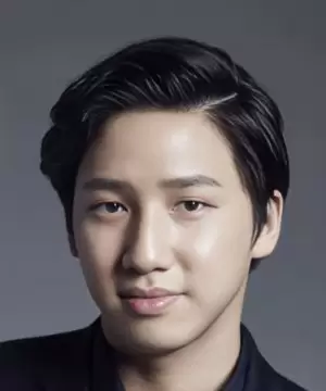 Lee Dong Shin