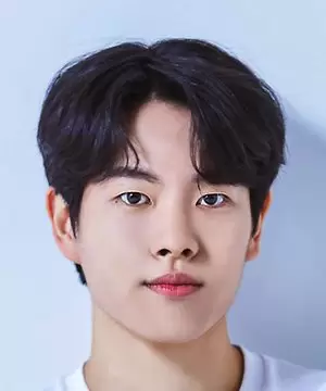 Shin Yong Bum