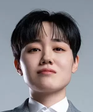 Cho Yeon Woo