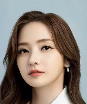 Han Chae Young