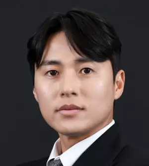 Baek Ji Hoon