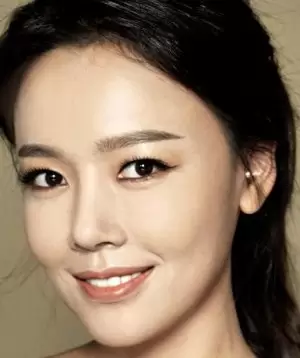 Han Joo Young