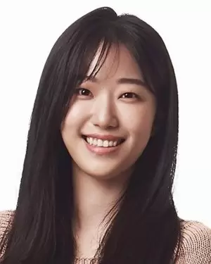 Lee Yeon Woo