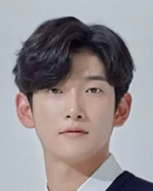 Kim Woo Dam
