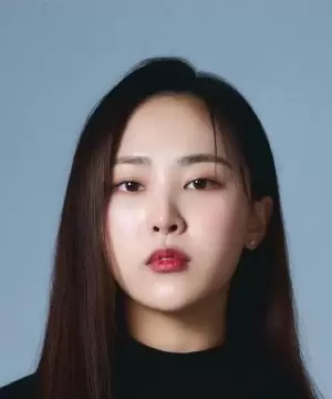 Uhm Jung Woo