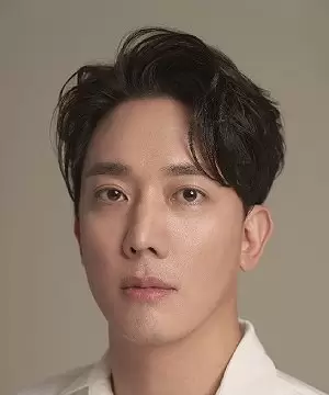 Kim Hwan