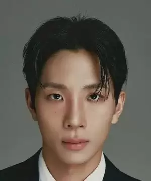 Yun Hyeok Jung