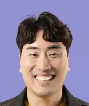 Hwang Young Jin