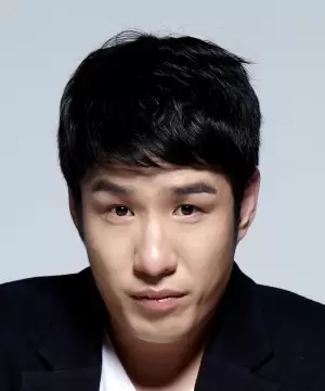 Shin Hyun Tak