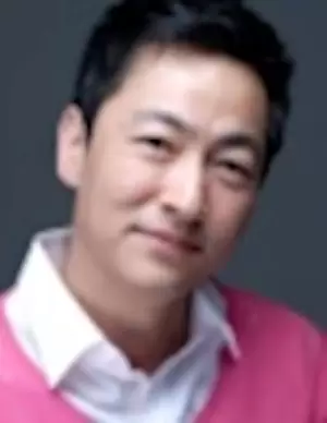 Shin Yong Wook