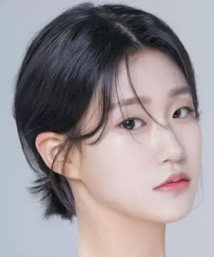 Kim Su Bi