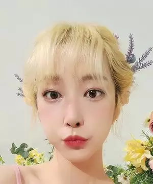 Han So Youn