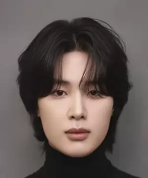 Kim Dong Hee