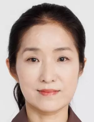 Lee Myung Hee
