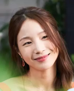 Seo Na Yeong