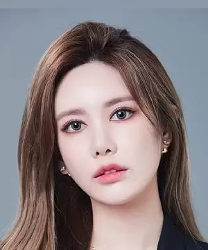 Lee Kyu Ri