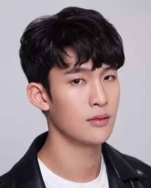 Yoo Kyung Seon