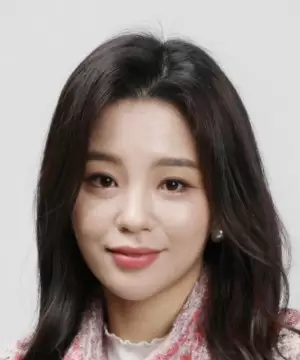 Shin Mi Rae