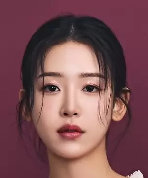 Kim Si Gyeong
