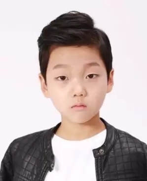 Lee Chan Yoo