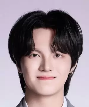 Huang Hsin Yu