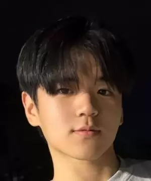 Yoon Hoo