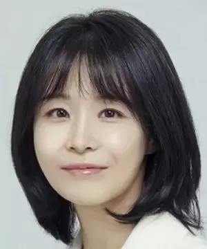 Kang Eun Jin
