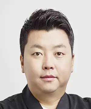 Jung Ho Young