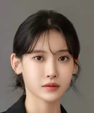 Hong Seo Young
